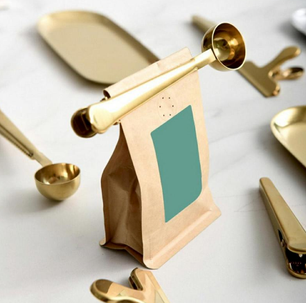 Coffee and Tea Measuring Scoop with Bag Clip