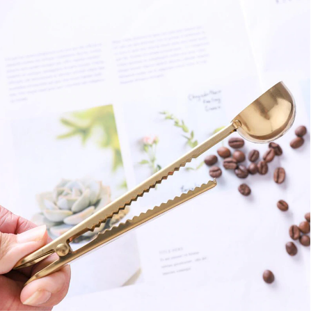 Coffee and Tea Measuring Scoop with Bag Clip
